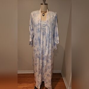 Natori Robe and Slip Dress Size M